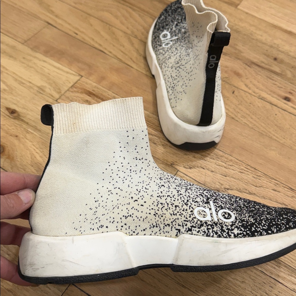 ALO Black and White Speckled Sock Sneakers size 8 - Picture 6 of 9